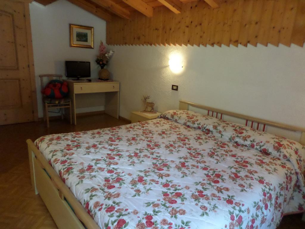 Affittacamere Pizzeria Marmolada Rocca Pietore Buitenkant foto