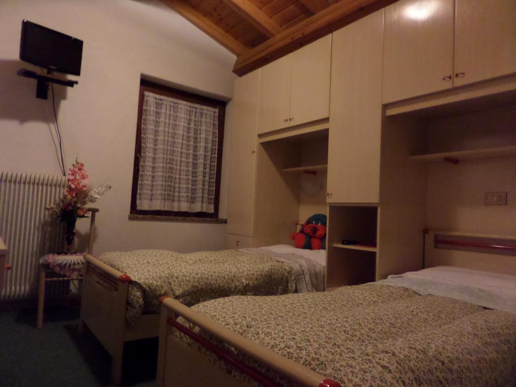 Affittacamere Pizzeria Marmolada Rocca Pietore Buitenkant foto